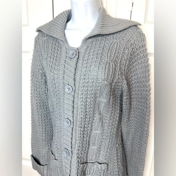 CAbi 346 100% Wool Cardigan Sweater Gray Chunky Cable Knit Pockets Long Length - Picture 3 of 8